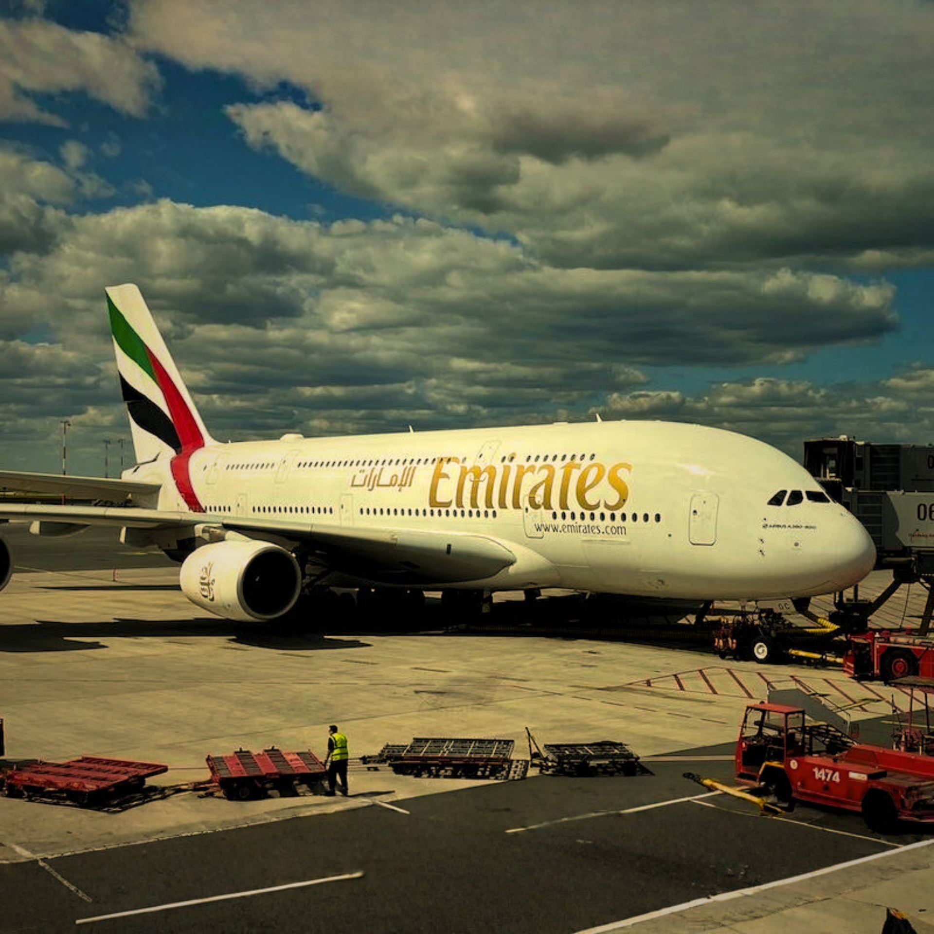 Diecast Model Aircraft 1:400 - Emirates A380