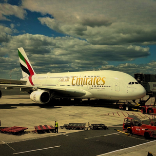Diecast Model Aircraft 1:400 - Emirates A380