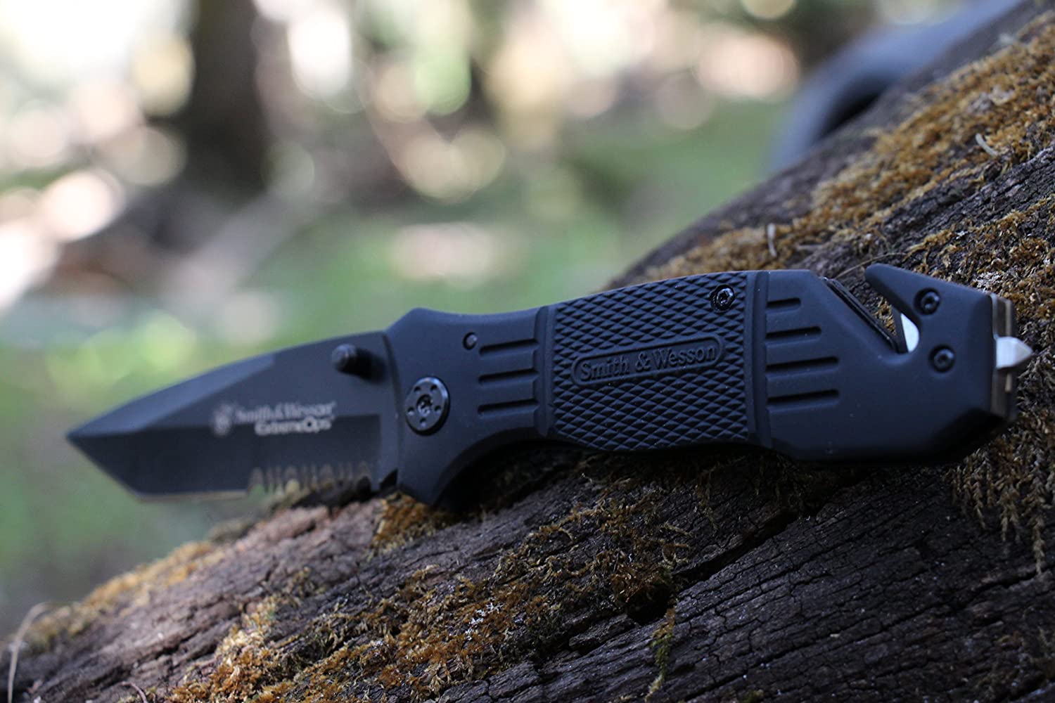 Smith & Wesson Extreme OPS First Response Rescue Knife