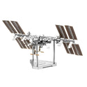 Metal Earth ICONX International Space Station Aircraft Models by Metal Earth | Downunder Pilot Shop