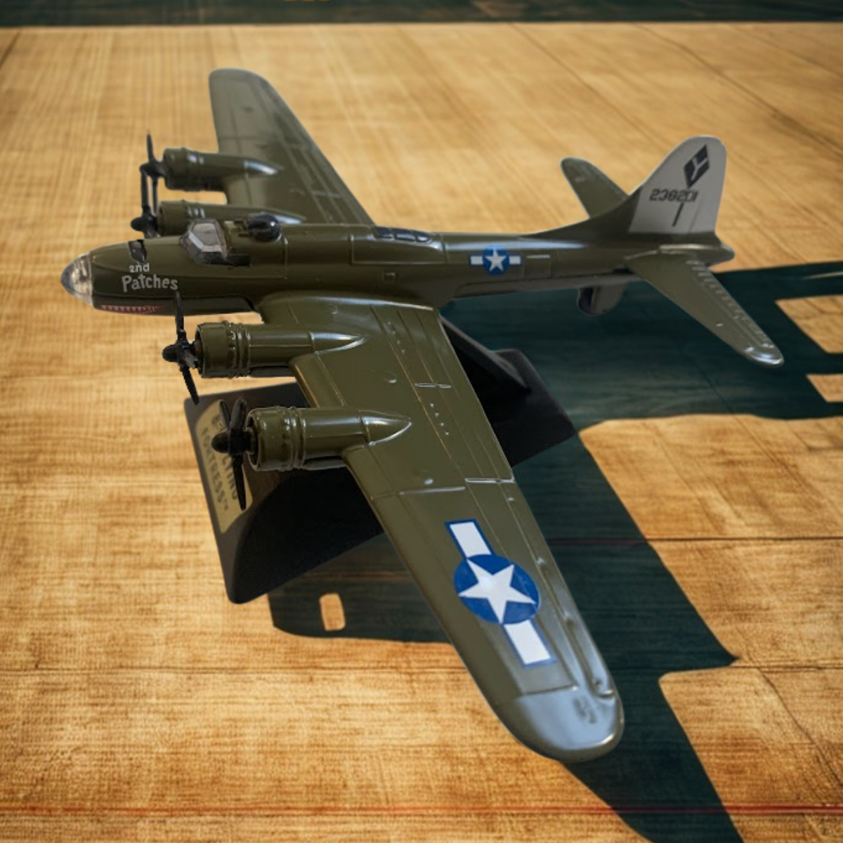 MotorMax SkyWings Boeing B-17 Flying Fortress