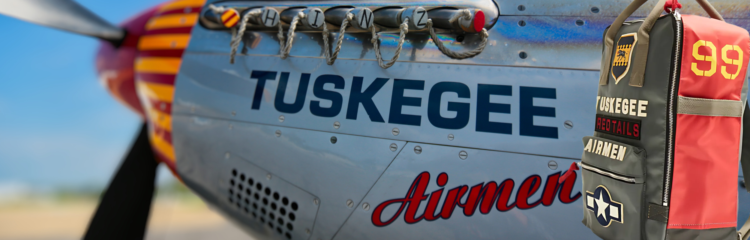 Mochila de aviadores de Tuskegee en canoa roja